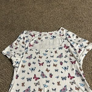 Butterfly slit shirt